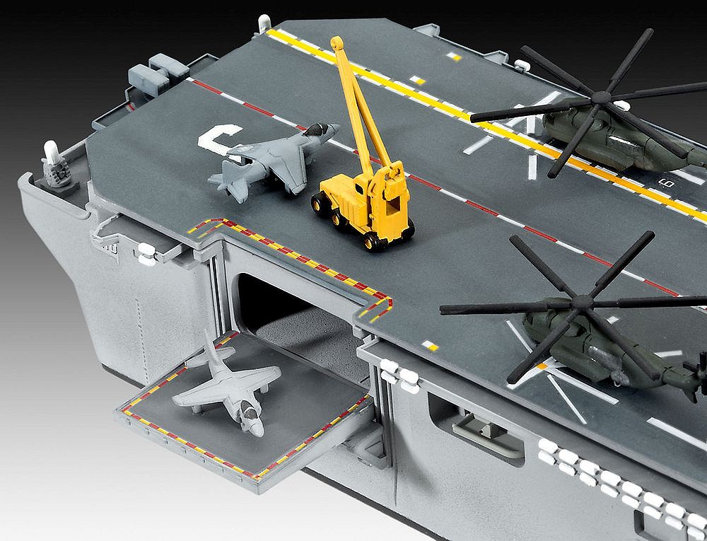 Assault Carrier USS WASP CLASS - fot. 5