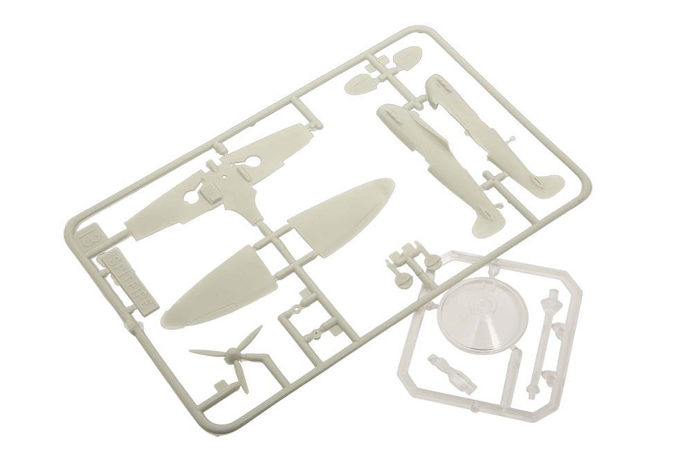 Supermarine Spitfire Mk.Ia - Hawker Hurricane Mk.I - fot. 18