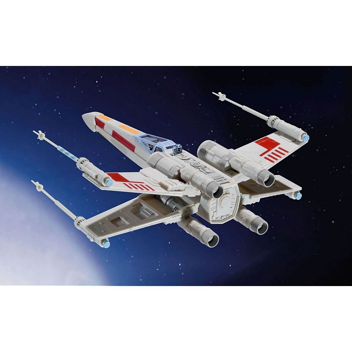 X-Wing Fighter + TIE Fighter - fot. 2