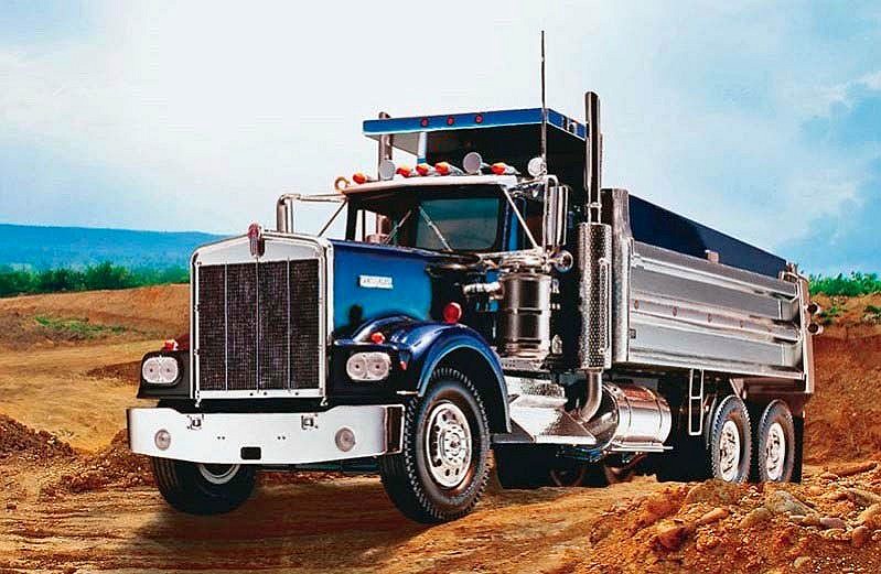 Kenworth W-900 Dump Truck - fot. 12
