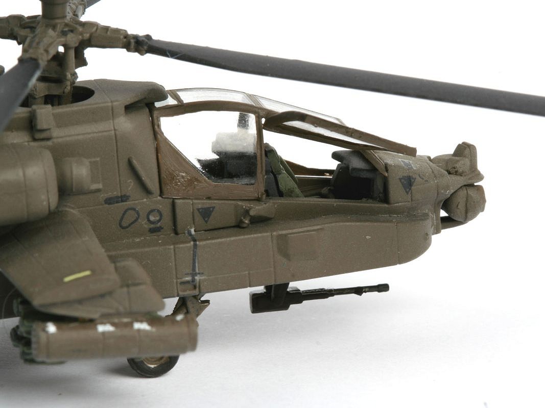 AH-64D Longbow Apache - fot. 4