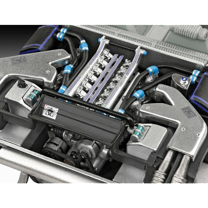 Bugatti EB110 - fot. 5