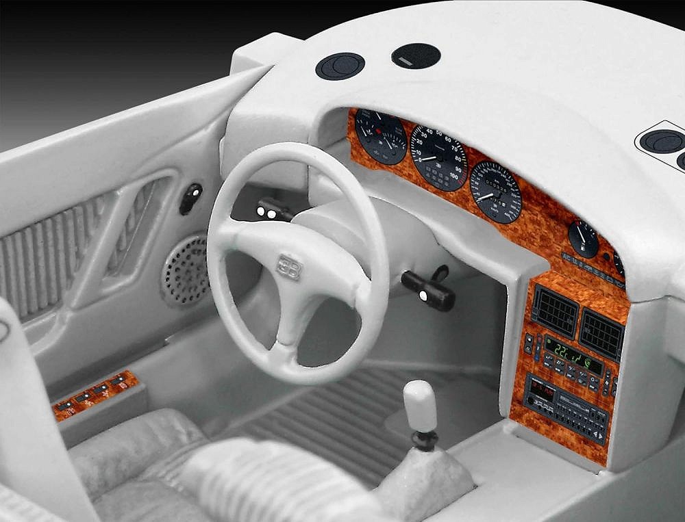 Bugatti EB110 - fot. 3