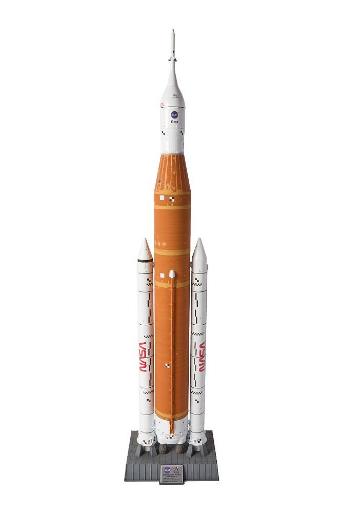 NASA Artemis Space Launch System (SLS) - fot. 2